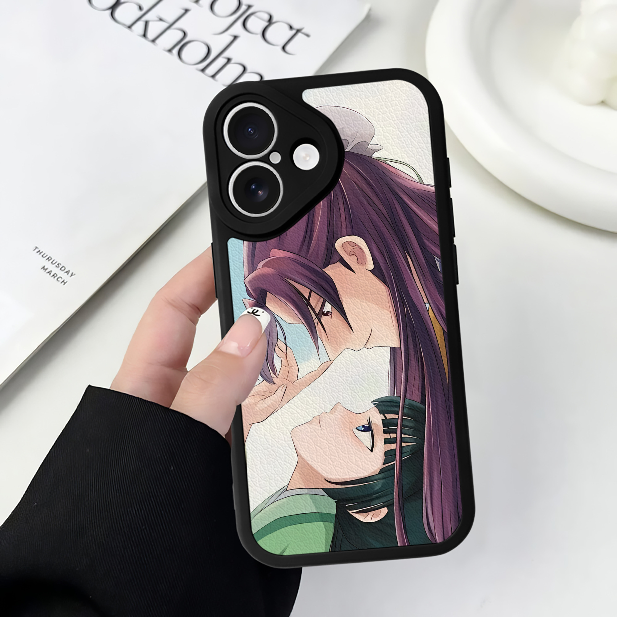薬屋のひとりごと The Apothecary Diaries 【iPhone 16シリーズ対応】シリコンスマホケース（レザー調） 材質：シリコン